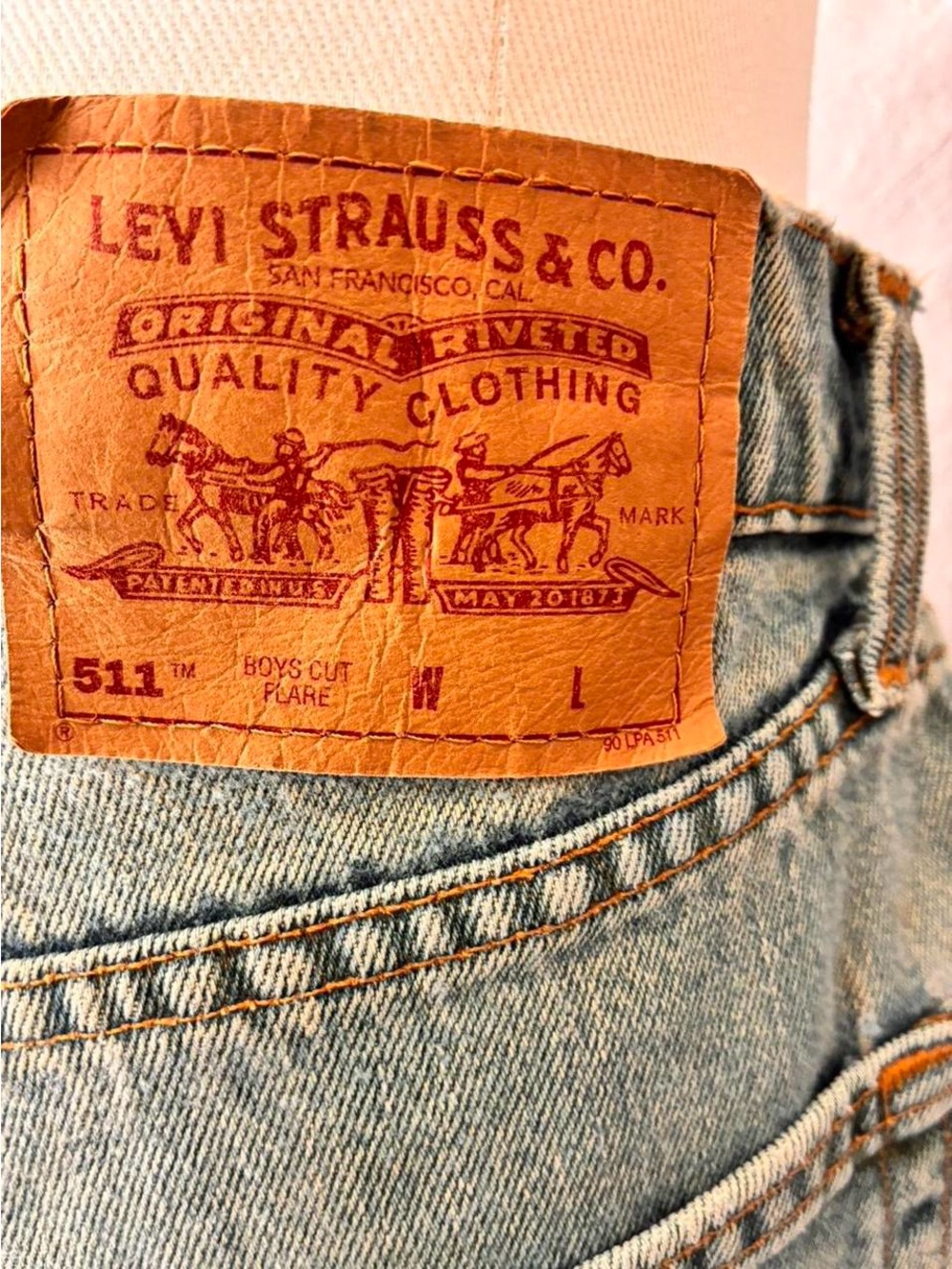 Rare Vintage 1989 Levi’s-cut off micro fringe shorts-size - 26 - Picture 5 of 7